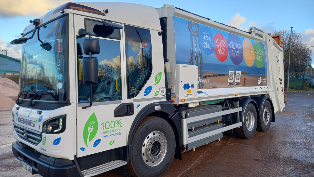 Dennis 100% Electric Refuse Truck